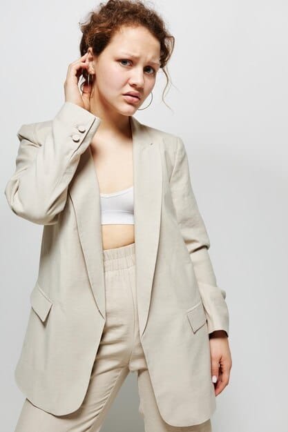 Shein Blazer Outfits: 3 Professional Looks for the Modern Woman in 2025