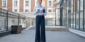 Shein's Guide to Styling Oversized Clothing: 5 Flattering Tips for 2025 - Cover Image
